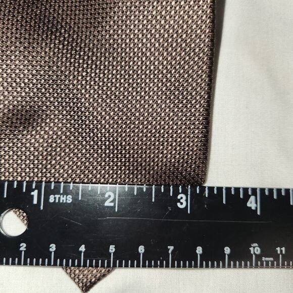 Michael Kors Tie Brown Preppy Solid Geometric Men Necktie 60 x 3.25 - Picture 4 of 5